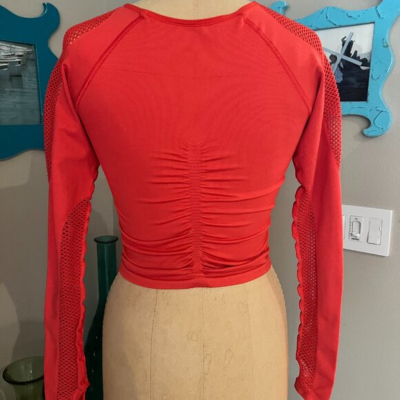 Free People red fishnet mesh workout top, Size XS - Picture 2 of 6